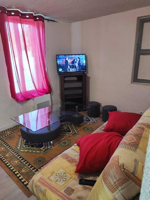 Saint Uze Appartement Esterno foto